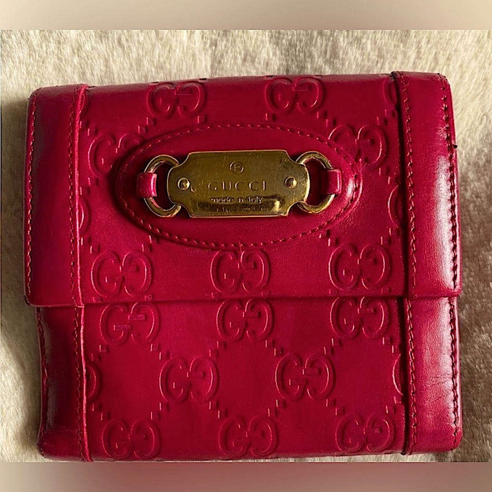 - Pink Gucci Wallet
